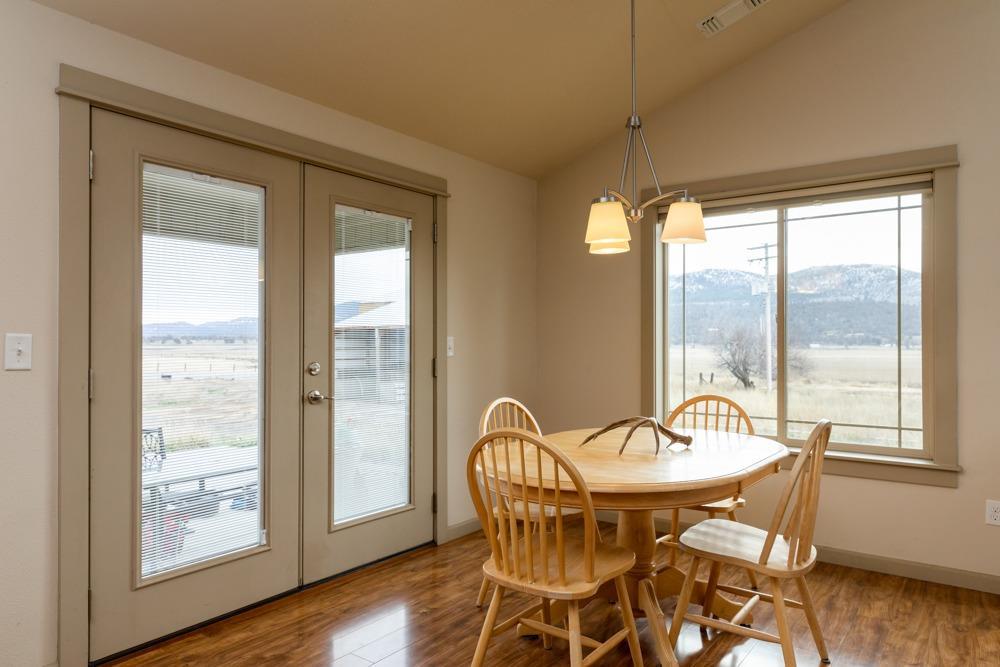 Klamath Falls -South - Land