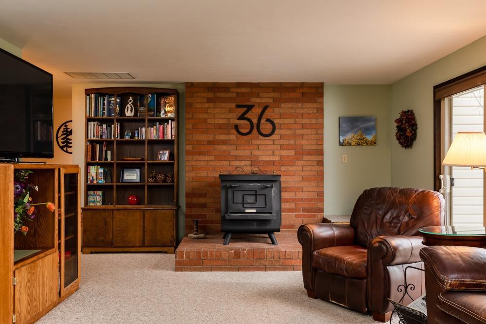 Klamath Falls -South - Land