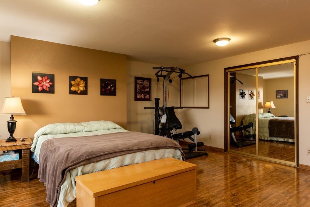 Klamath Falls -South - Land