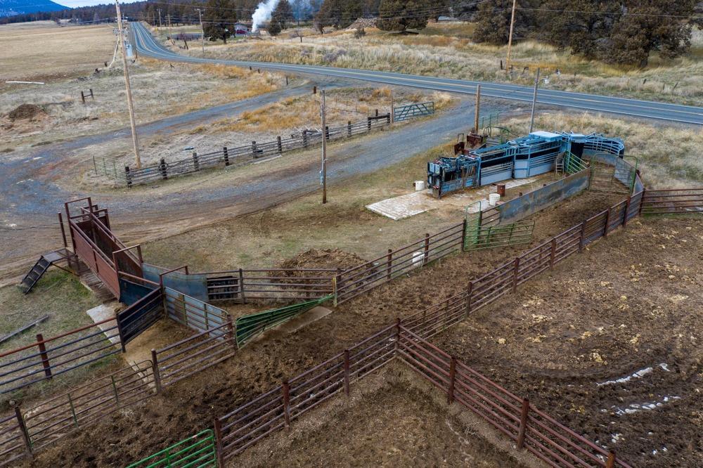 Klamath Falls -South - Land