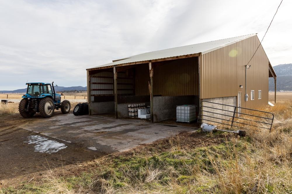 Klamath Falls -South - Land