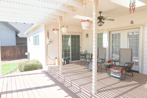 Tiny photo for 26 Pine Court, Eagle Point, OR 97524 (MLS # 220219764)