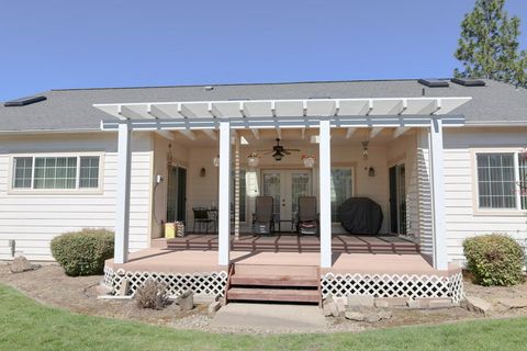 Tiny photo for 26 Pine Court, Eagle Point, OR 97524 (MLS # 220219764)