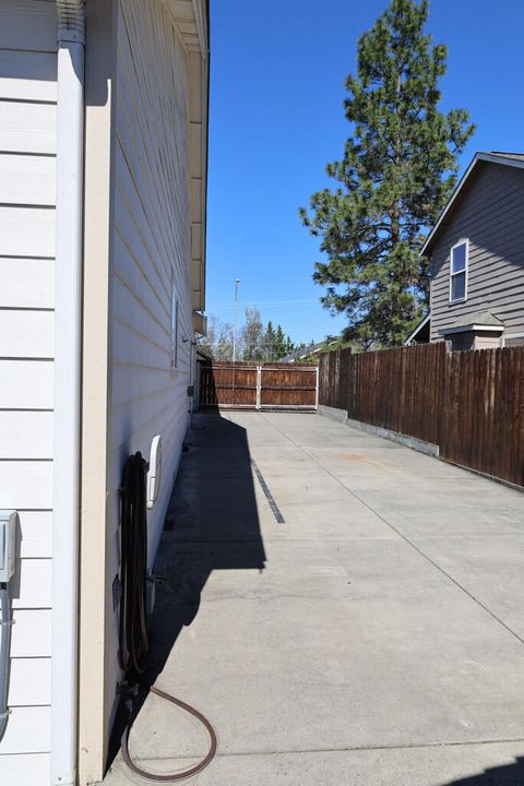Tiny photo for 26 Pine Court, Eagle Point, OR 97524 (MLS # 220219764)
