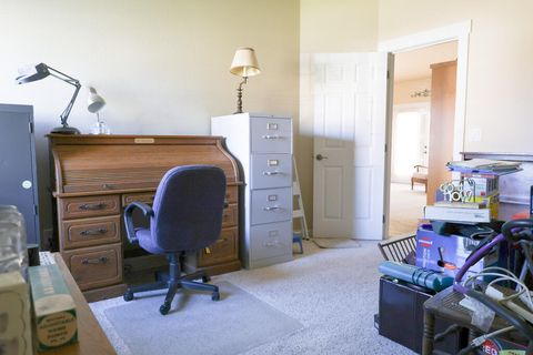 Tiny photo for 26 Pine Court, Eagle Point, OR 97524 (MLS # 220219764)