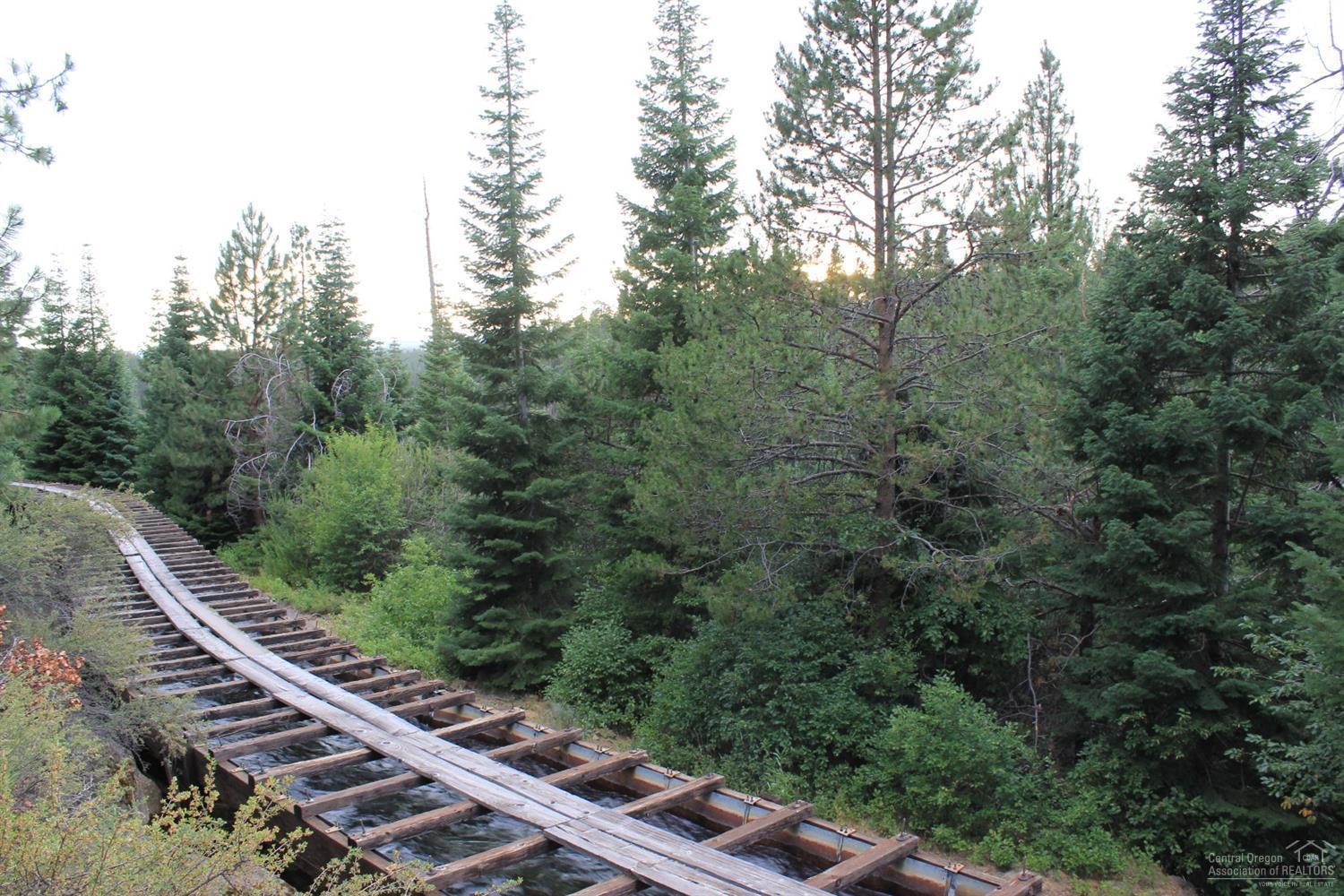 Deschutes RiverWoods - Land