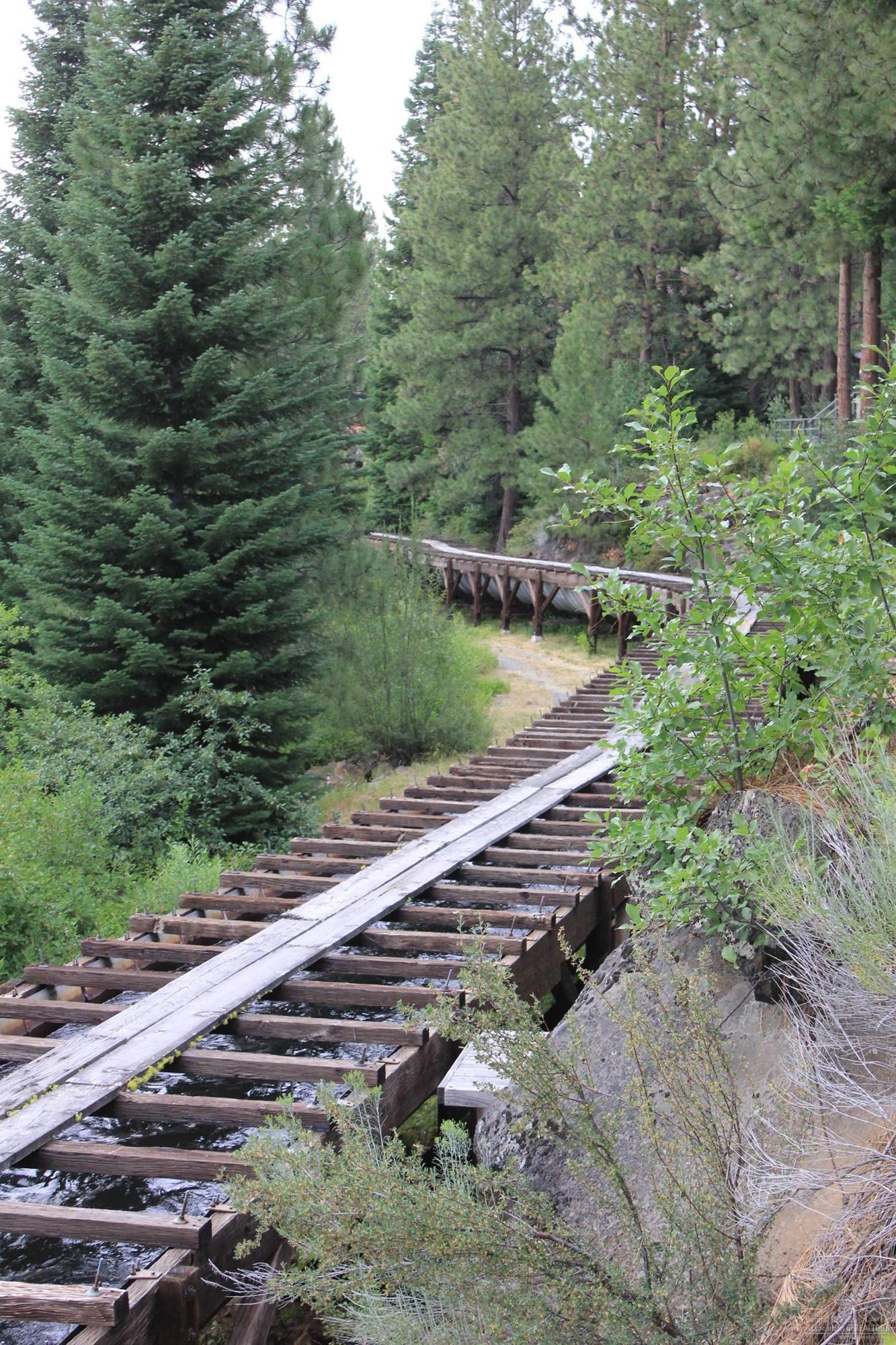 Deschutes RiverWoods - Land