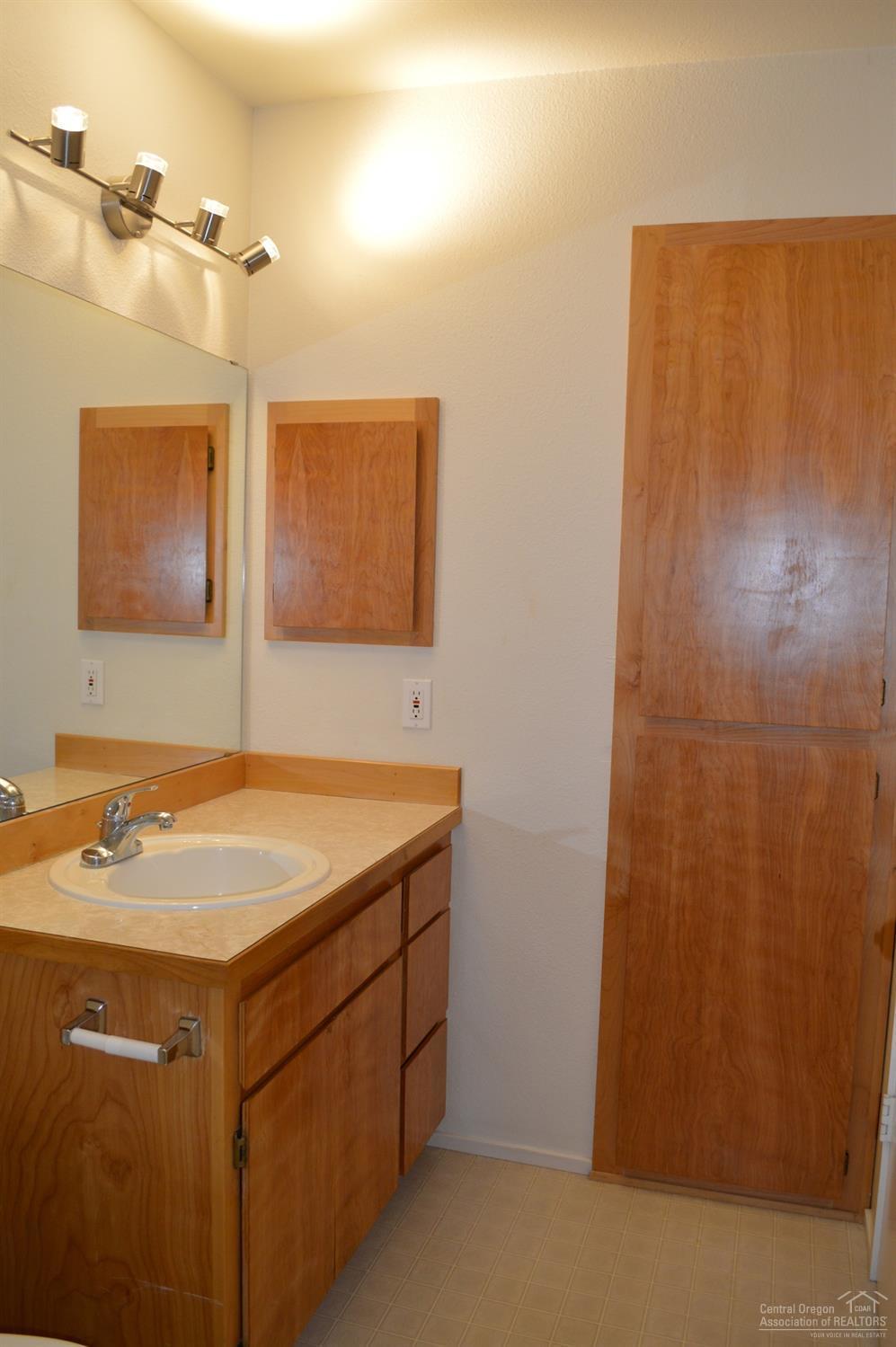 Pilot Butte Park Est - Residential Income