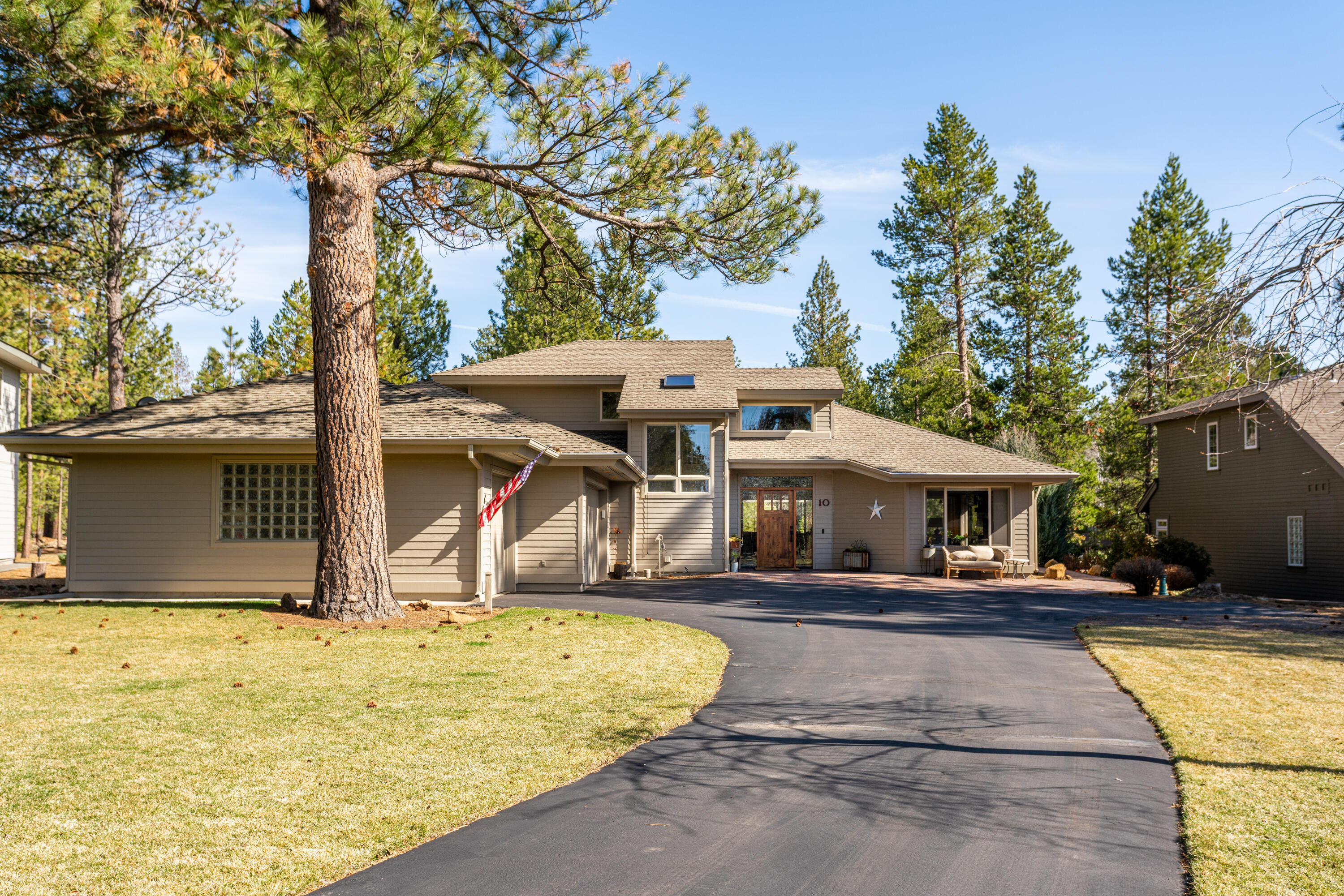 Fairway Point Villag - Residential