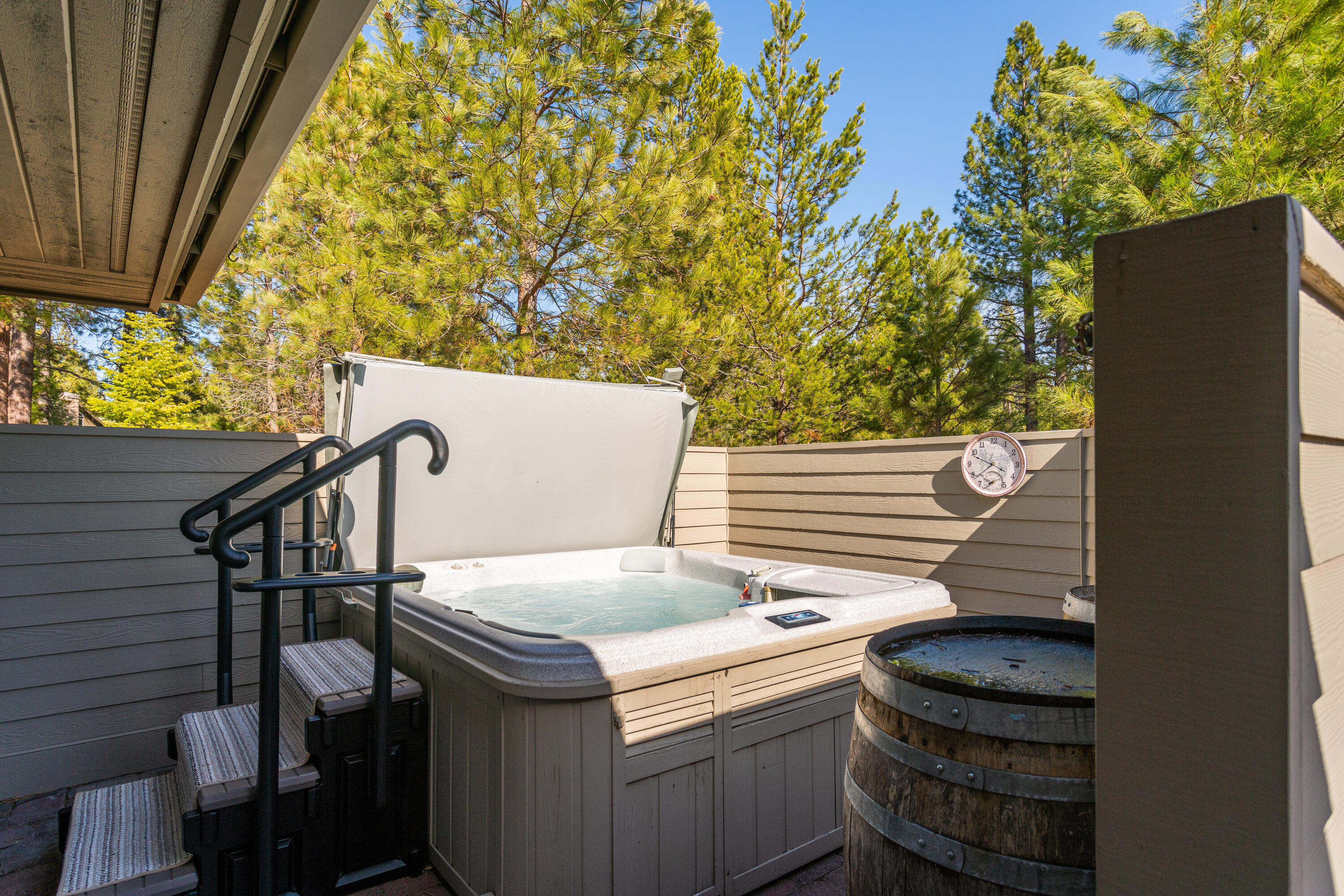 Fairway Point Villag - Residential