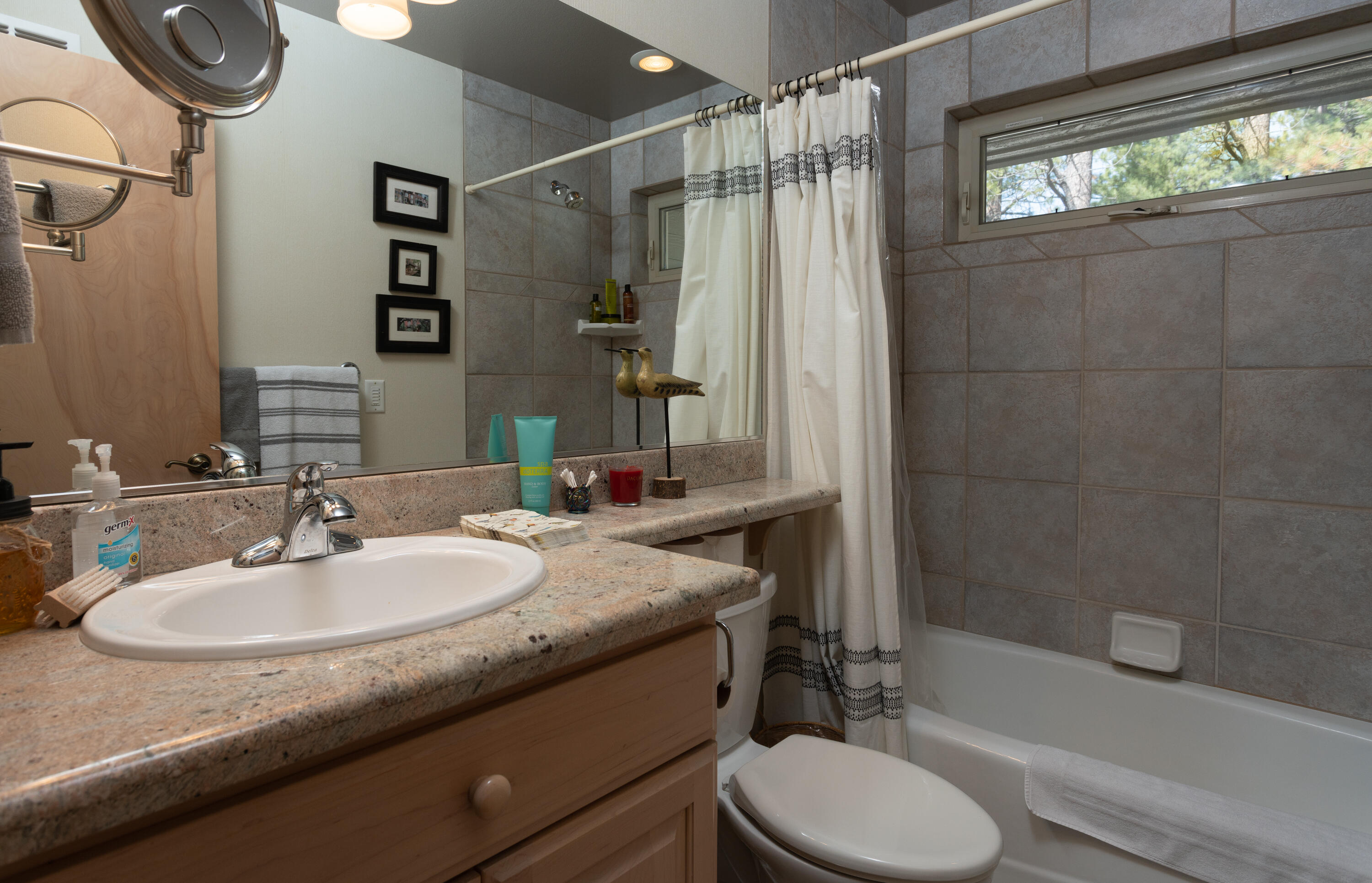 Fairway Point Villag - Residential