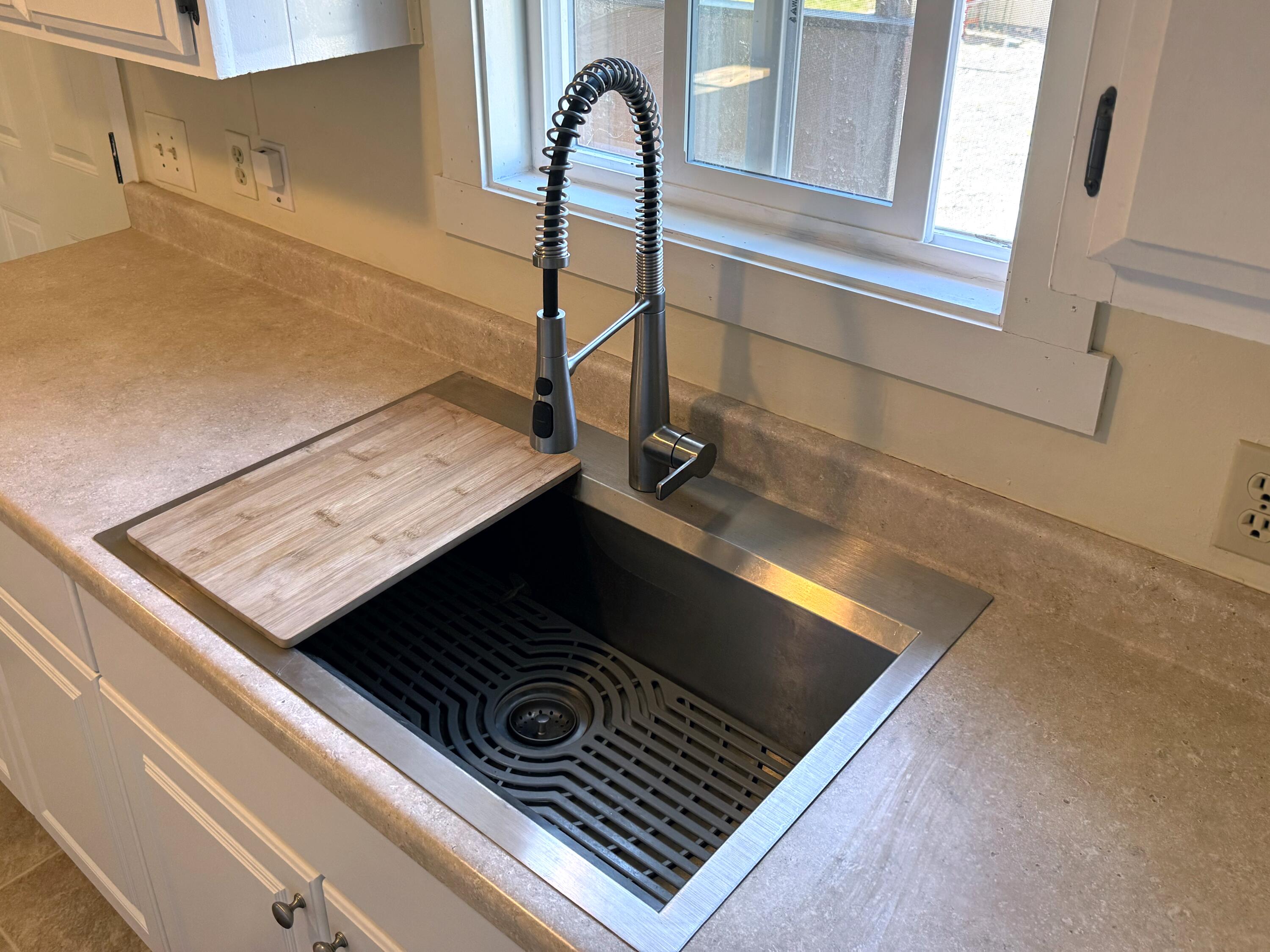 Townsite Of Laidlaw - Residential