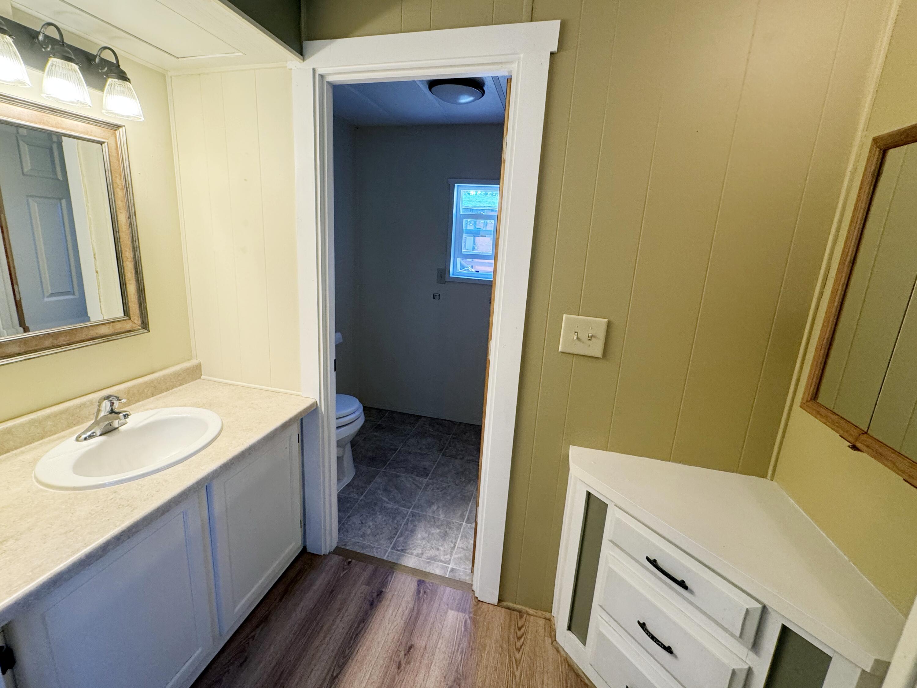 Townsite Of Laidlaw - Residential