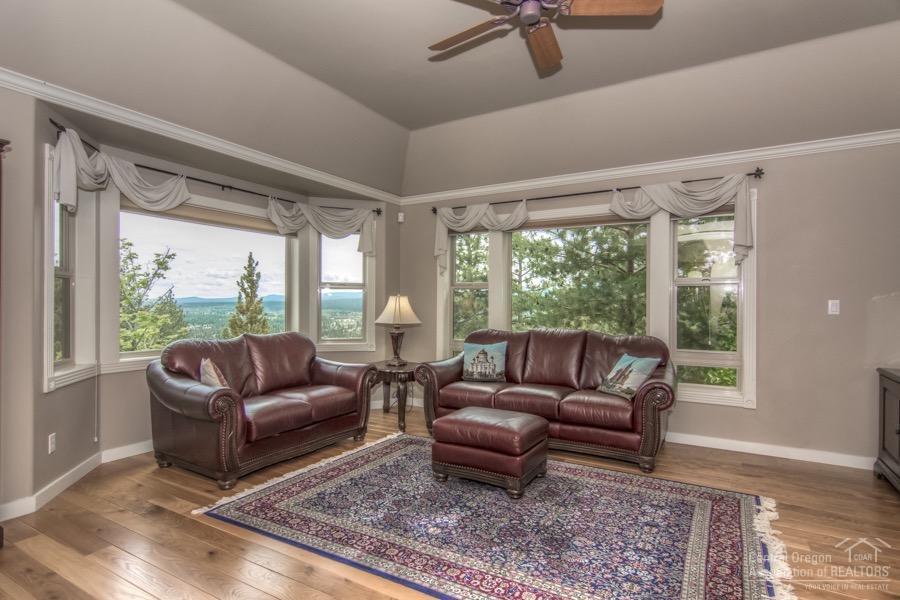 Awbrey Highlands - Residential