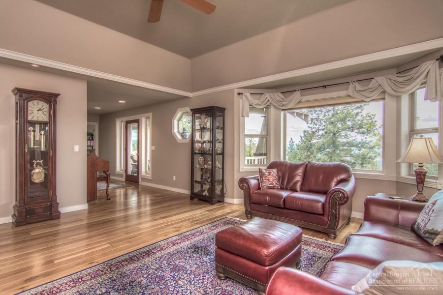 Awbrey Highlands - Residential