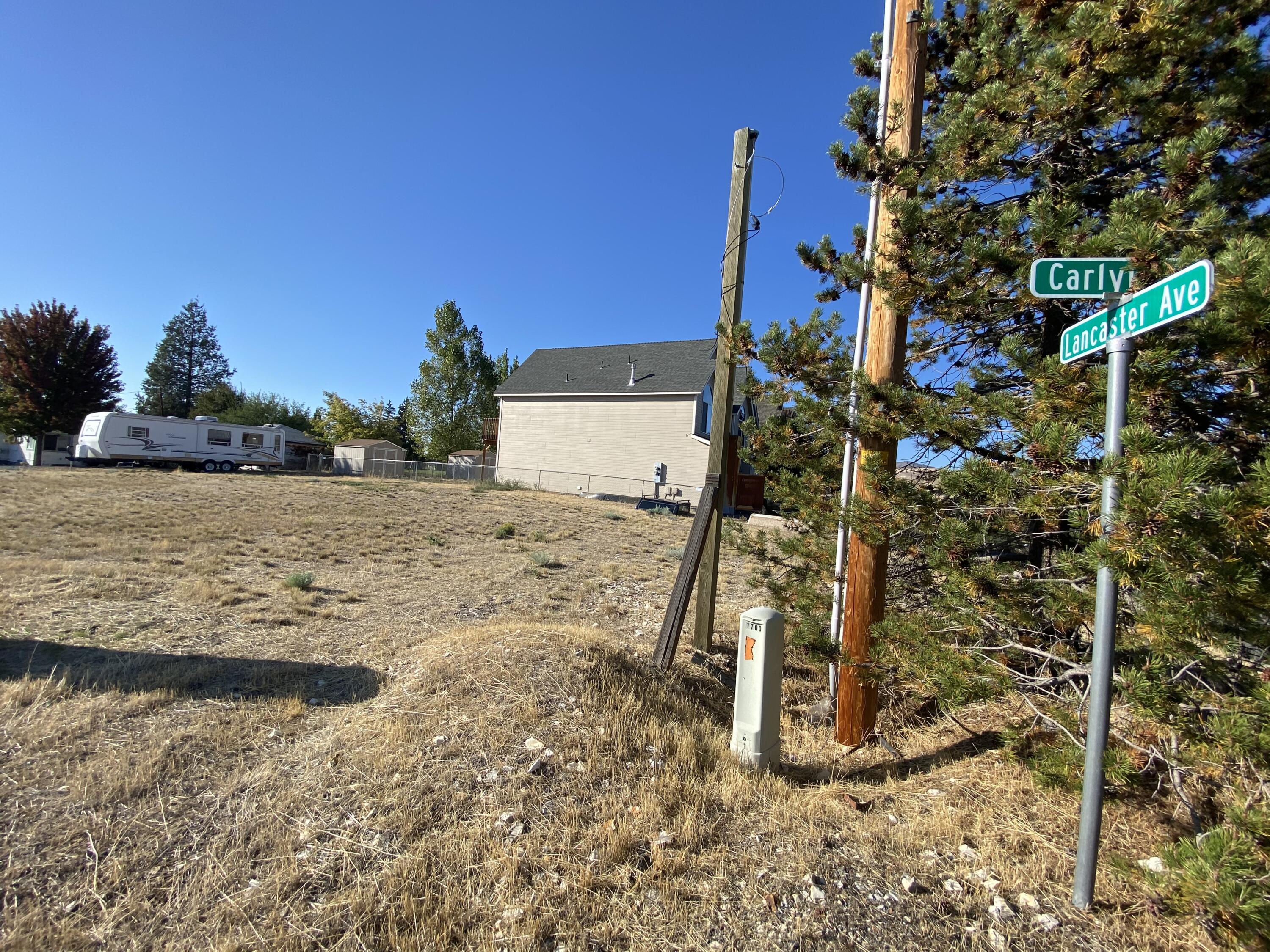 Klamath -West - Land