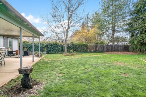 Tiny photo for 2128 Terrel Drive, Medford, OR 97501 (MLS # 220217467)