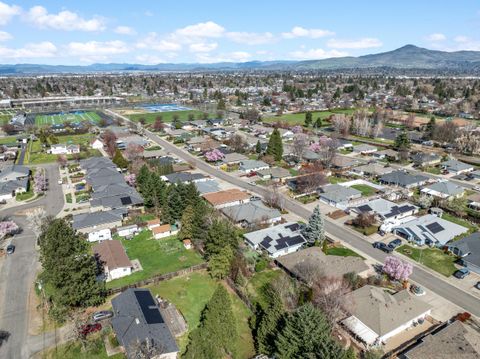 Tiny photo for 2128 Terrel Drive, Medford, OR 97501 (MLS # 220217467)