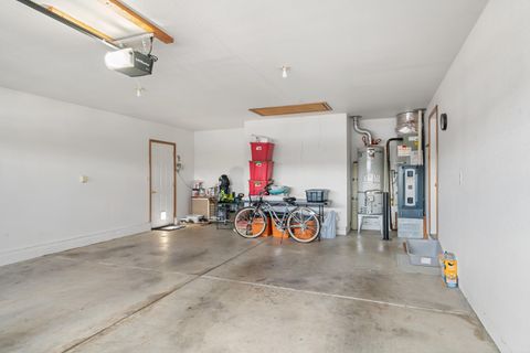 Tiny photo for 2128 Terrel Drive, Medford, OR 97501 (MLS # 220217467)