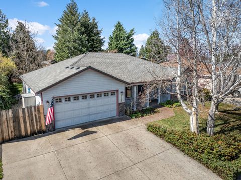 Tiny photo for 2128 Terrel Drive, Medford, OR 97501 (MLS # 220217467)