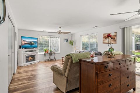 Tiny photo for 2128 Terrel Drive, Medford, OR 97501 (MLS # 220217467)