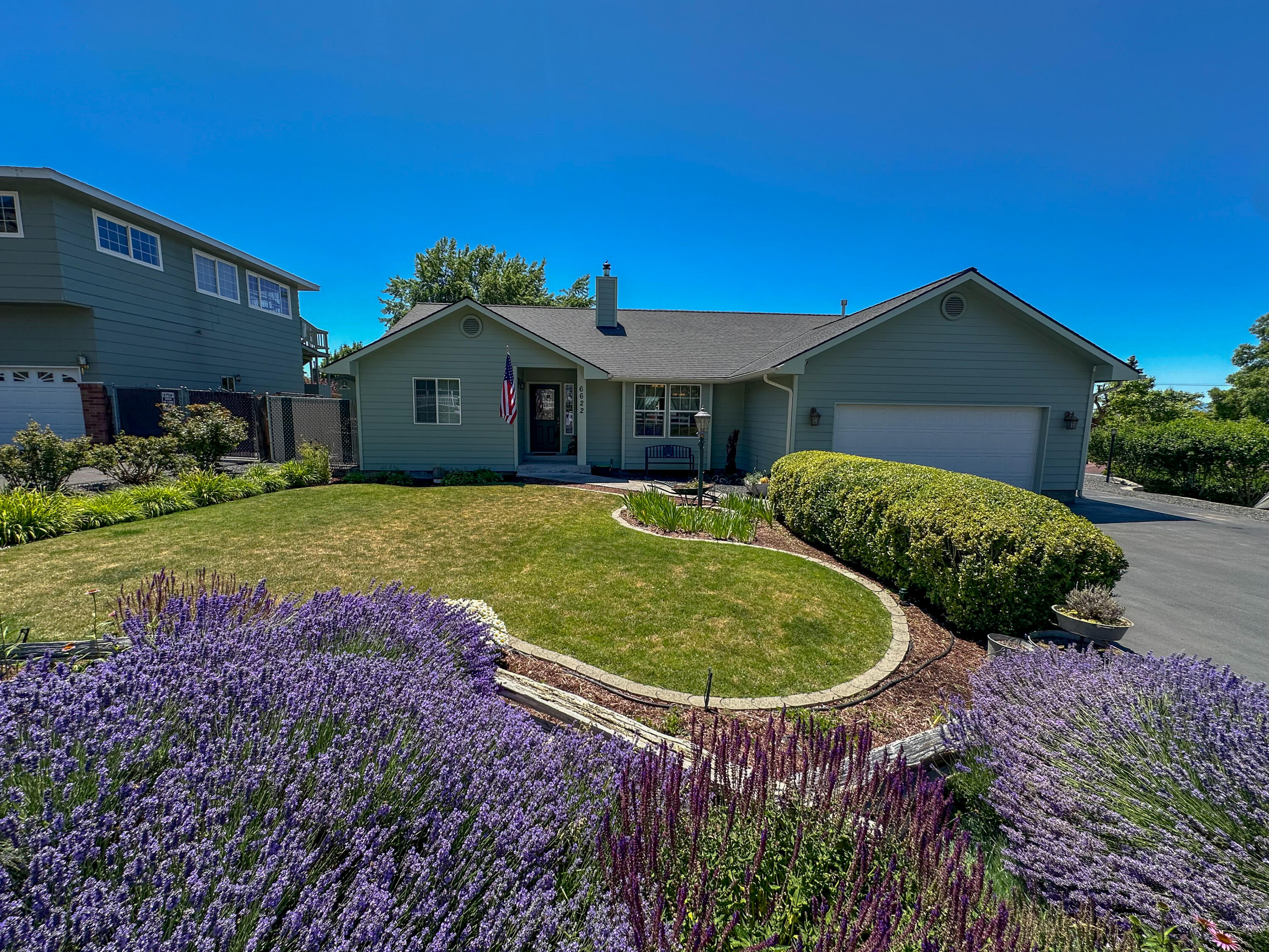 Moyina - Residential