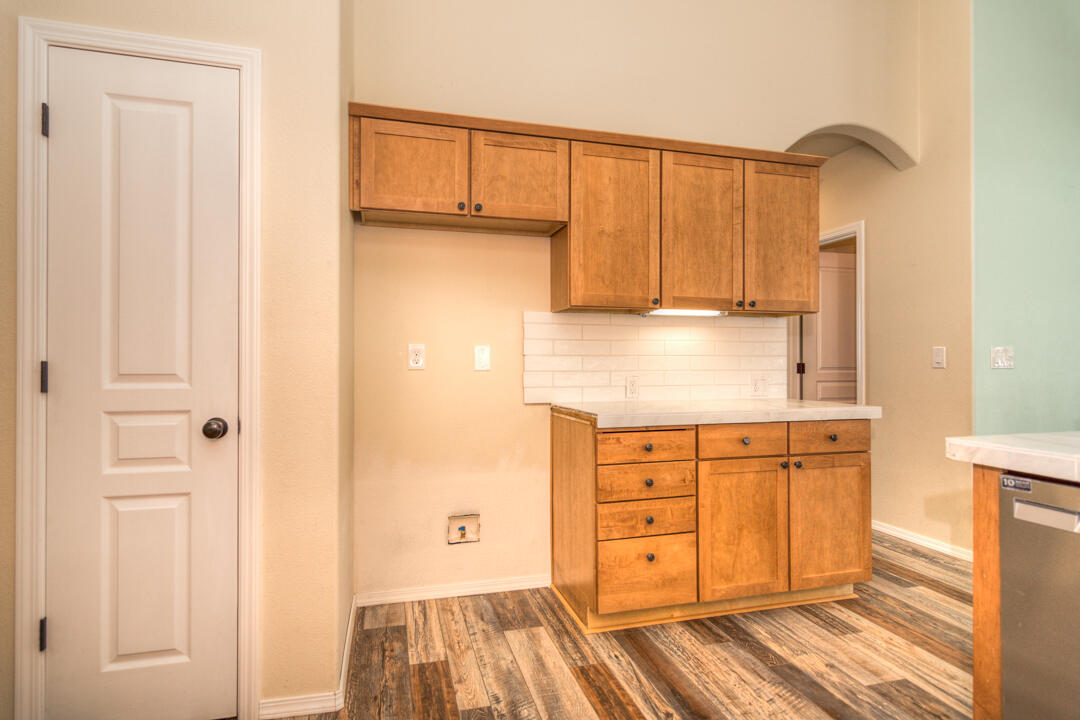 Ponderosa Pines East - Residential