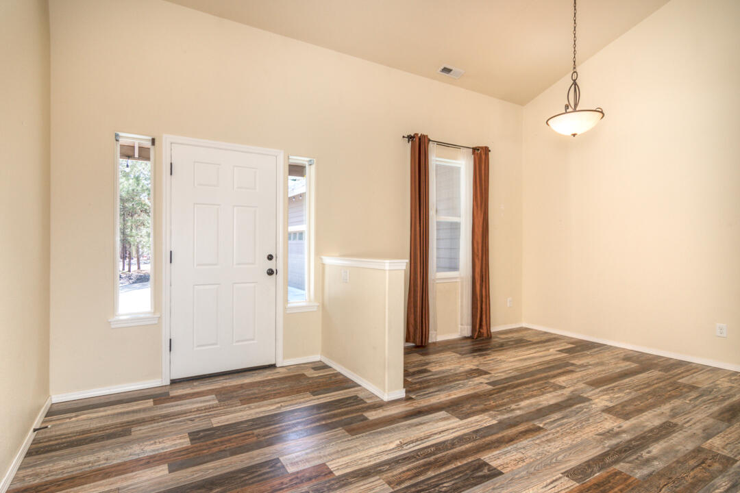 Ponderosa Pines East - Residential