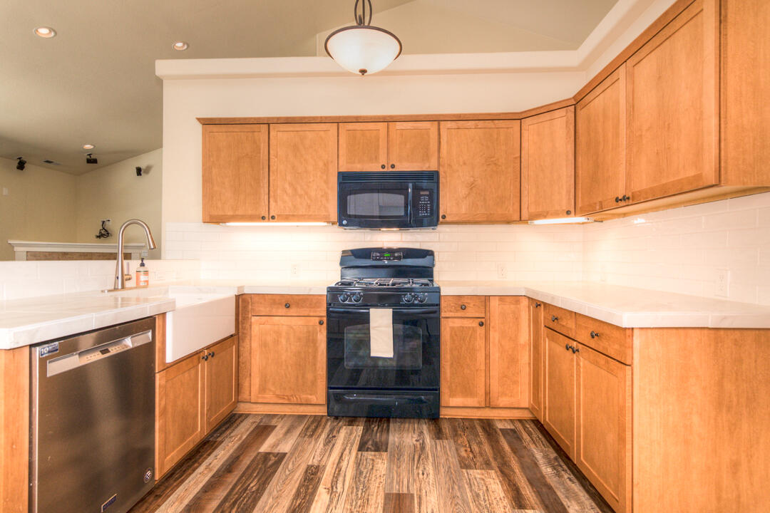 Ponderosa Pines East - Residential