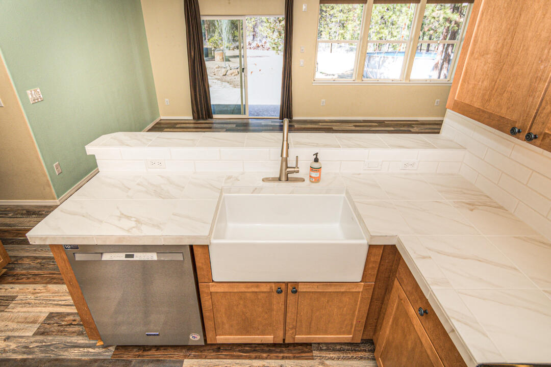 Ponderosa Pines East - Residential