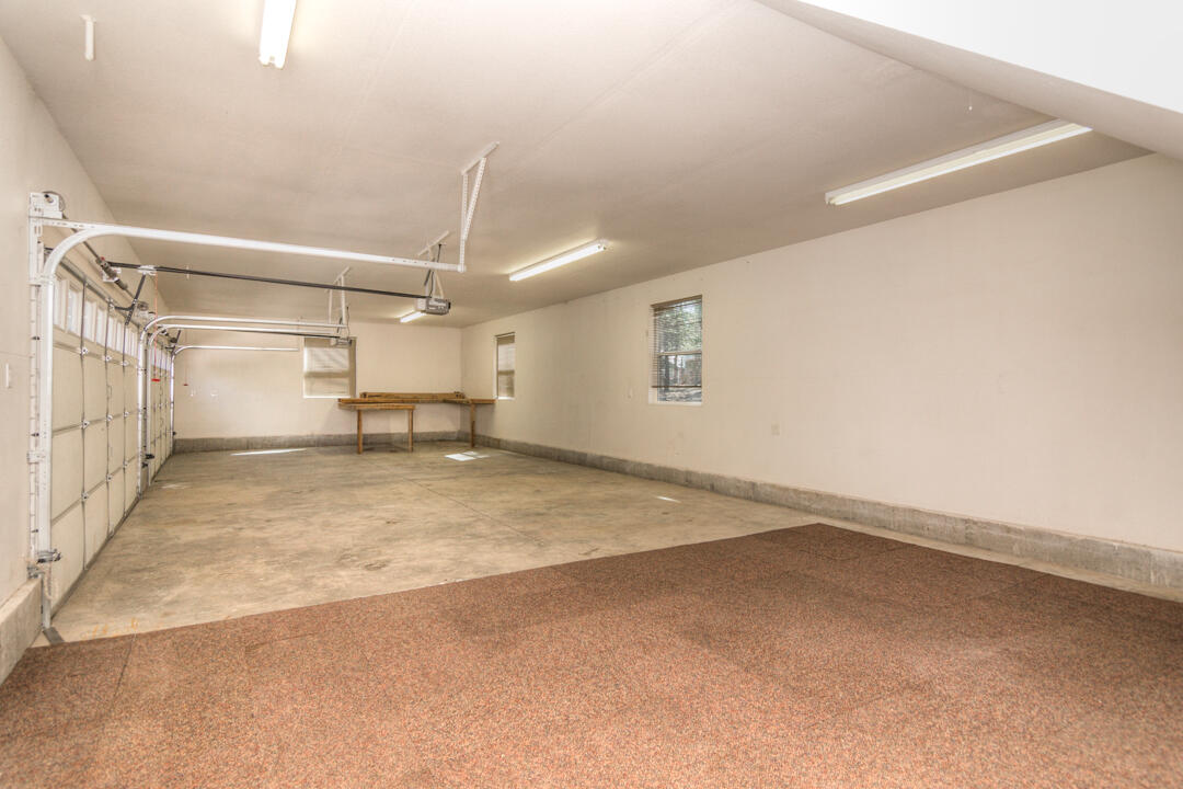 Ponderosa Pines East - Residential