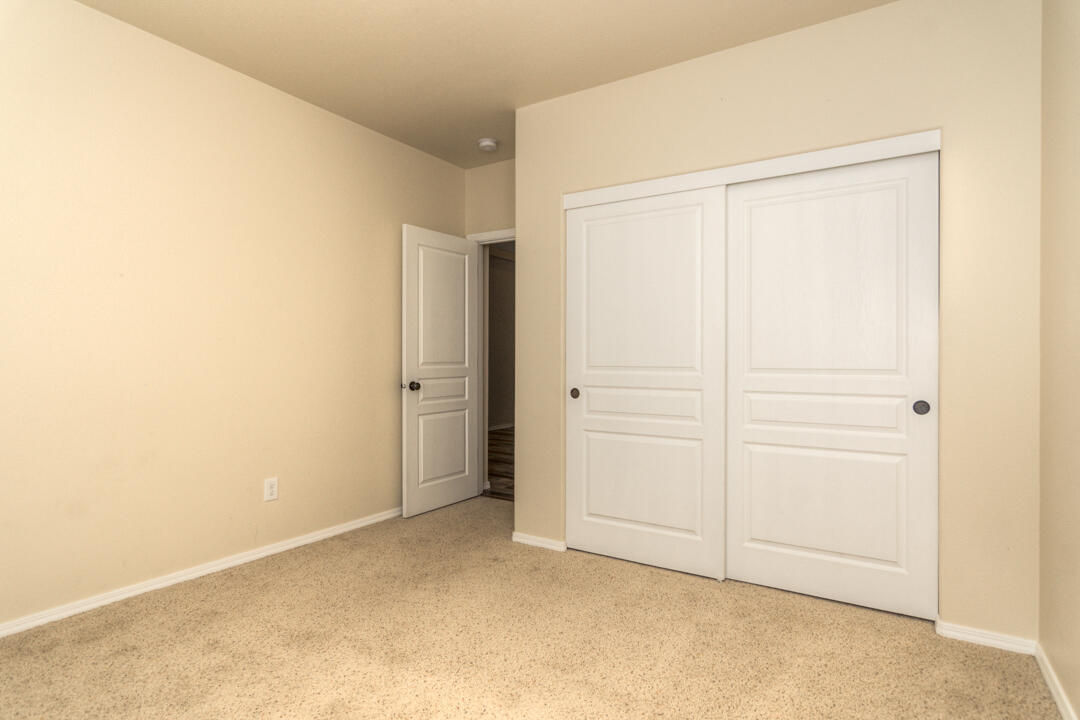 Ponderosa Pines East - Residential