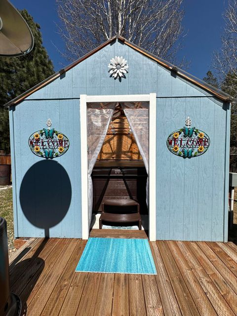 Tiny photo for 15710 Paulina Avenue, La Pine, OR 97739 (MLS # 220220456)