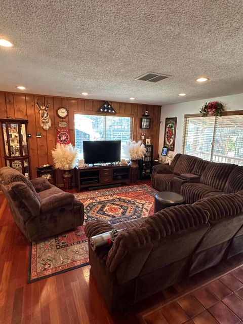 Tiny photo for 15710 Paulina Avenue, La Pine, OR 97739 (MLS # 220220456)