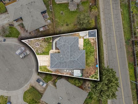 Tiny photo for 1461 Applegate Lane, Medford, OR 97501 (MLS # 220215851)