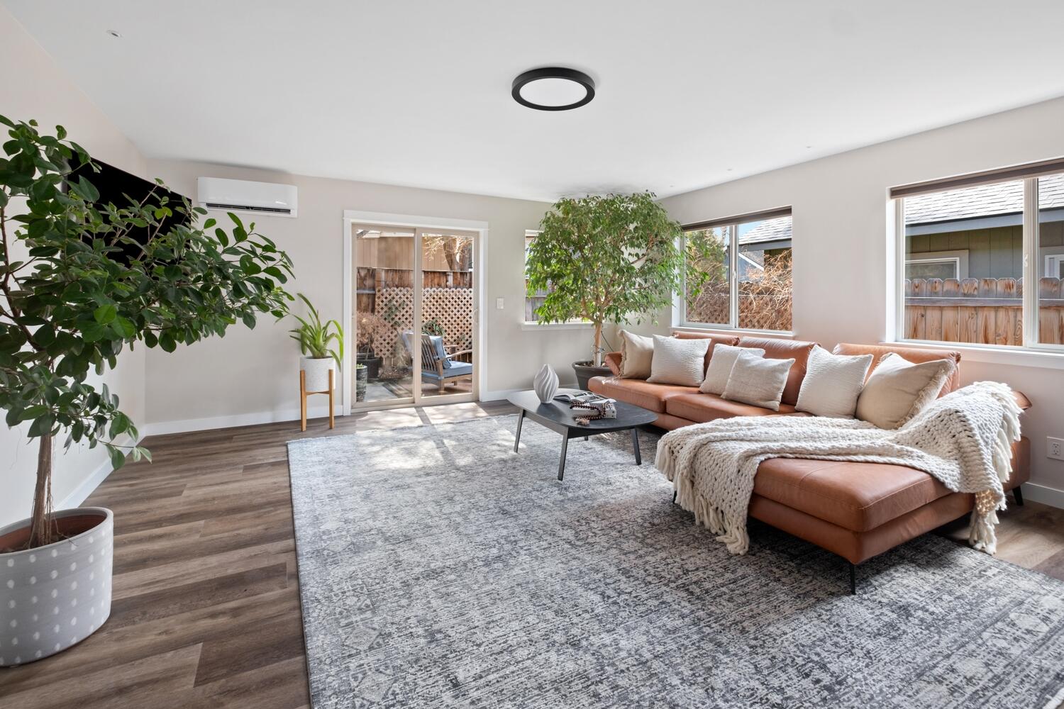 21279 Thornhill Lane