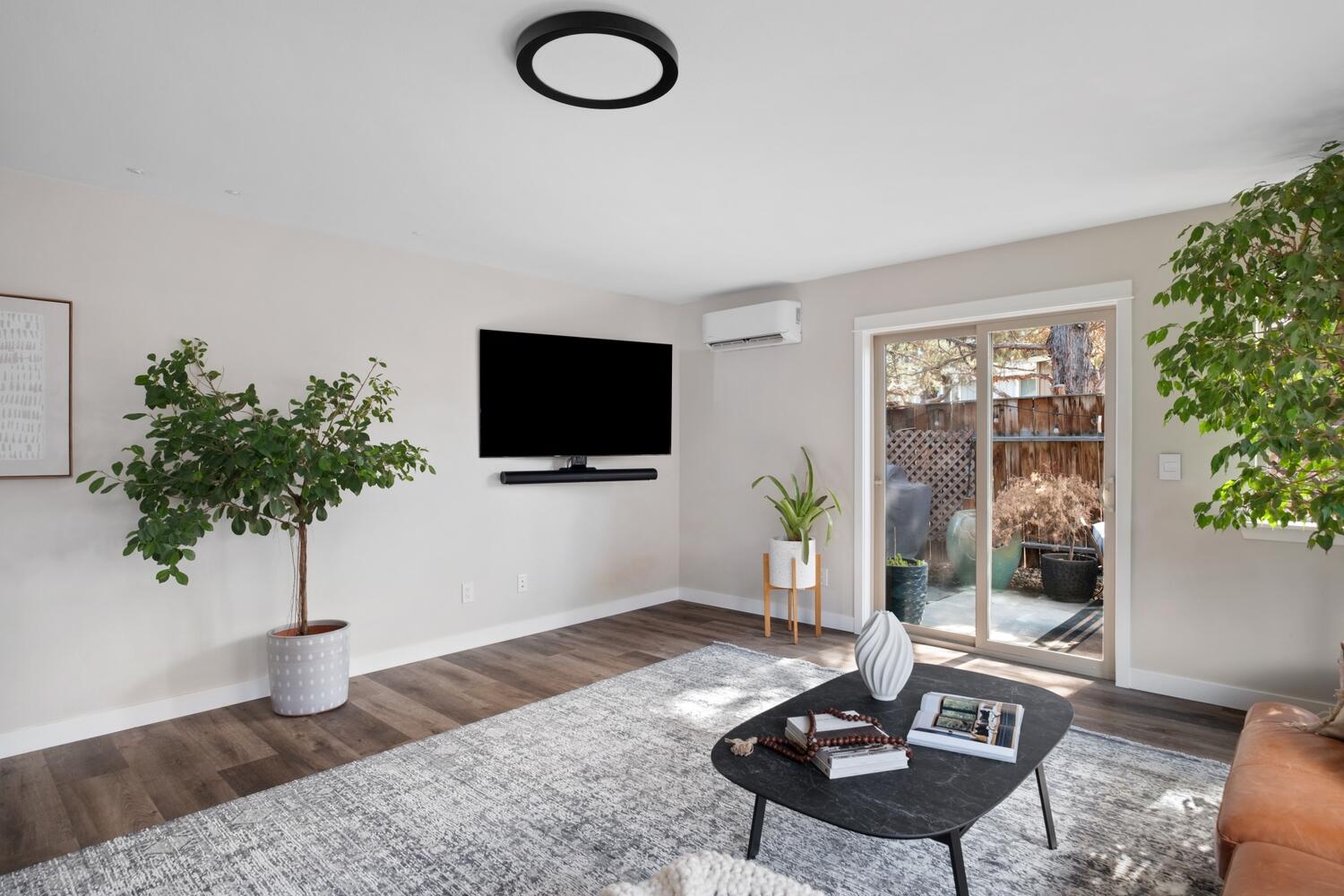 21279 Thornhill Lane