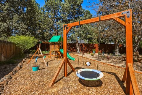 Tiny photo for 61605 Summer Shade Drive, Bend, OR 97702 (MLS # 220220131)