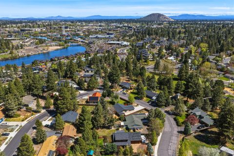 Tiny photo for 61605 Summer Shade Drive, Bend, OR 97702 (MLS # 220220131)