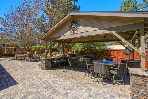 Tiny photo for 61605 Summer Shade Drive, Bend, OR 97702 (MLS # 220220131)