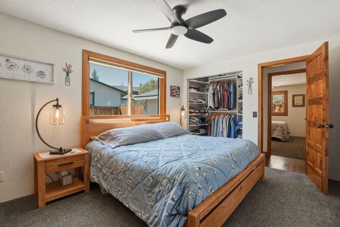 Tiny photo for 61605 Summer Shade Drive, Bend, OR 97702 (MLS # 220220131)