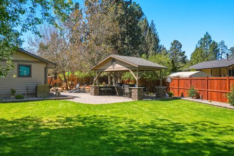 Tiny photo for 61605 Summer Shade Drive, Bend, OR 97702 (MLS # 220220131)