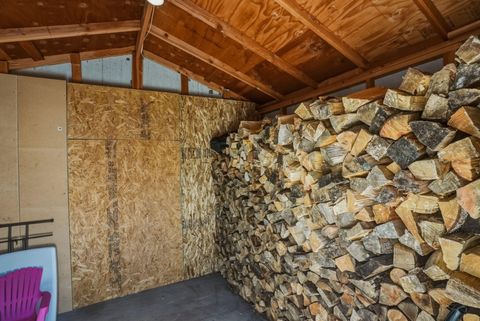 Tiny photo for 61605 Summer Shade Drive, Bend, OR 97702 (MLS # 220220131)