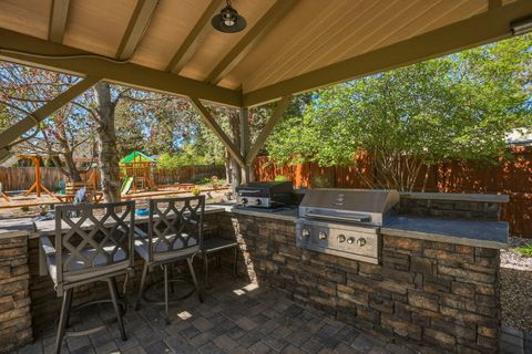 Tiny photo for 61605 Summer Shade Drive, Bend, OR 97702 (MLS # 220220131)