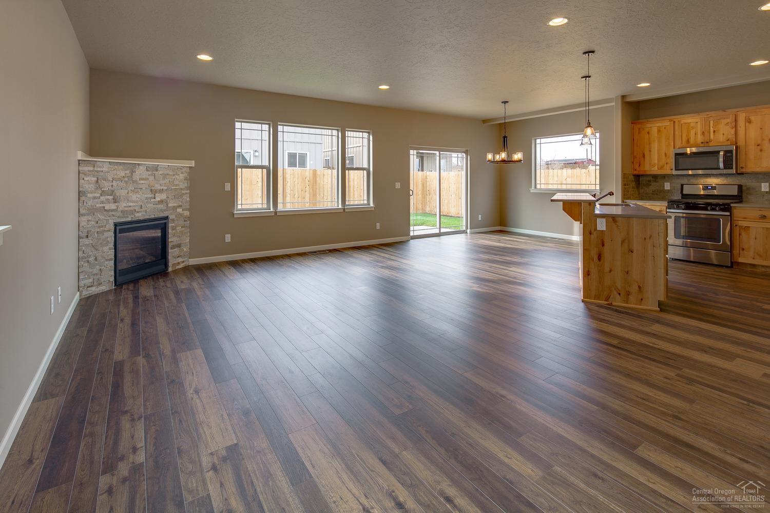 Fieldstone Crossing - Residential