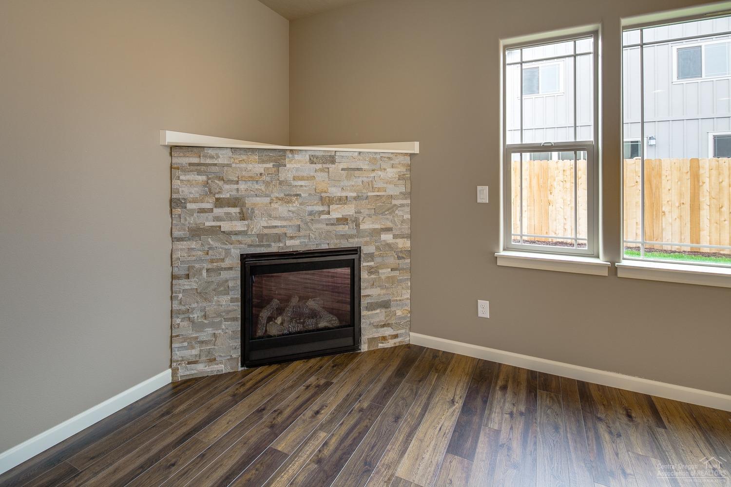 Fieldstone Crossing - Residential