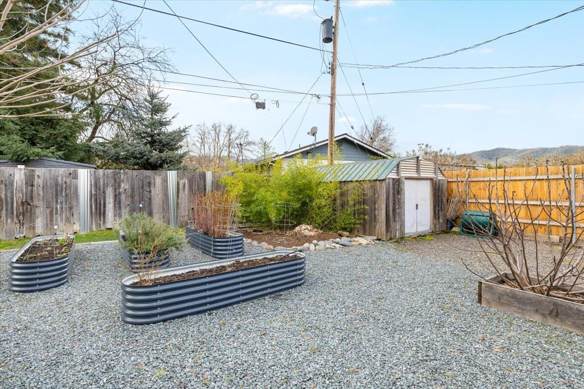 Christian Acres No 3 - Residential