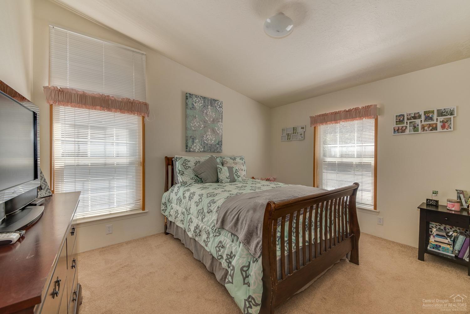 Ponderosa Pines - Residential