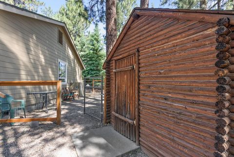 Tiny photo for 14853 Crupper, Sisters, OR 97759 (MLS # 220213272)