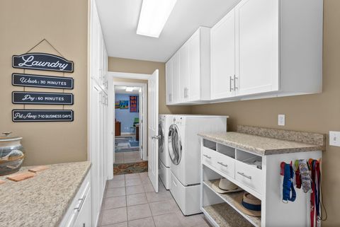 Tiny photo for 14853 Crupper, Sisters, OR 97759 (MLS # 220213272)